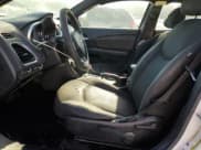 ✅ 2013 Dodge Avenger SE • VIN: 1C3CDZAB1DN534370 • Лот: 72333634. Опубликован ранее на Copart с пробегом 216 562 миль. Бесплатный доступ к архиву аукционных продаж из США и подробный отчёт об истории автомобиля на DreamBid. Изображение 7.