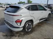 ✅ 2024 Hyundai Kona Limited • VIN: KM8HE3A69RU005482 • Лот: 63295195. Опубликован ранее на Copart с пробегом 4 581 миль. Бесплатный доступ к архиву аукционных продаж из США и подробный отчёт об истории автомобиля на DreamBid. Изображение 3.