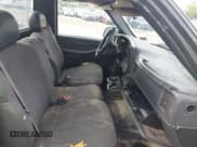 ✅ 1999 Chevrolet Silverado 1500 • VIN: 1GCEC14W5XE203643 • Lot: 43342235. Listed on IAAI with Not provided. Free auction sales archive from the USA and detailed vehicle history report at DreamBid. Image 5.