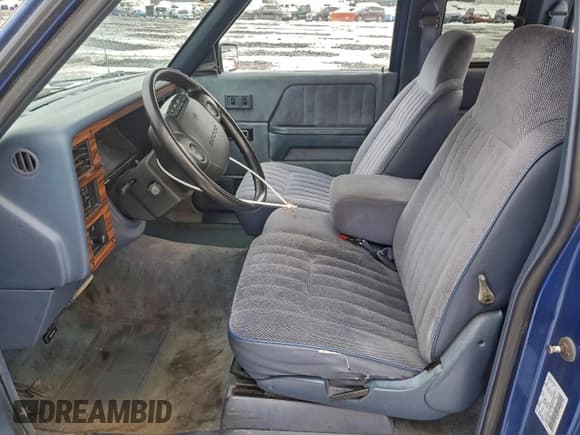 ✅ 1995 Dodge Dakota • VIN: 1B7GL23X7SS135820 • Lot: 94783215. Listed on Copart with 67,119 mi. Free auction sales archive from the USA and detailed vehicle history report at DreamBid. Image 7.
