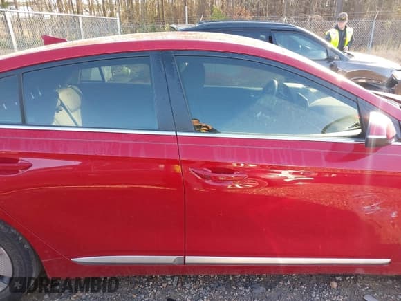 ✅ 2020 Hyundai Ioniq SE • VIN: KMHC75LC2LU234435 • Lot: 41505349. Wystawiony na IAAI z przebiegiem 138 091 mil. Bezpłatny archiwum sprzedaży aukcyjnych z USA i szczegółowy raport historii pojazdu na DreamBid. Zdjęcie 14.