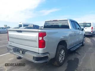 ✅ 2020 Chevrolet Silverado 1500 LT • VIN: 1GCRYDEDXLZ170515 • Lot: 43264814. Wystawiony na IAAI z przebiegiem 110 499 mil. Bezpłatny archiwum sprzedaży aukcyjnych z USA i szczegółowy raport historii pojazdu na DreamBid. Zdjęcie 4.