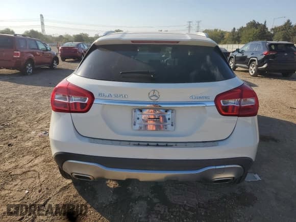 ✅ 2018 Mercedes-Benz GLA 250 • VIN: WDCTG4GB6JJ373119 • Лот: 83765465. Опубликован ранее на Copart с пробегом 129 969 миль. Бесплатный доступ к архиву аукционных продаж из США и подробный отчёт об истории автомобиля на DreamBid. Изображение 6.