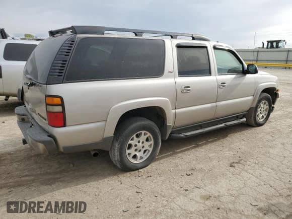 ✅ 2005 Chevrolet Suburban Z71 • VIN: 3GNFK16ZX5G110659 • Лот: 51700115. Опубликован ранее на Copart с пробегом 223 329 миль. Бесплатный доступ к архиву аукционных продаж из США и подробный отчёт об истории автомобиля на DreamBid. Изображение 3.