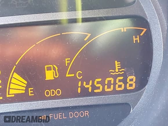 ✅ 2000 Toyota Celica GTS • VIN: JTDDY32T7Y0023659 • Lot: 42305104. Wystawiony na IAAI z przebiegiem 145 068 mil. Bezpłatny archiwum sprzedaży aukcyjnych z USA i szczegółowy raport historii pojazdu na DreamBid. Zdjęcie 16.