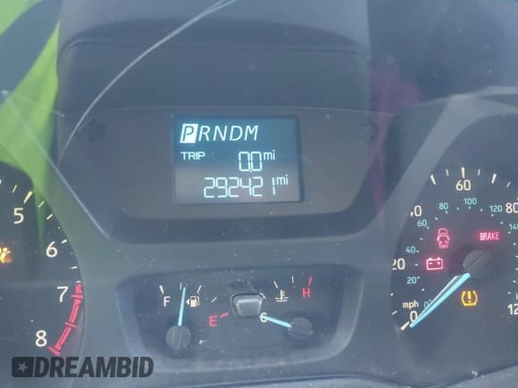 ✅ 2016 Ford Transit Cargo • VIN: 1FTYE1YM3GKB19466 • Lot: 43525016. Wystawiony na IAAI z przebiegiem 292 421 mil. Bezpłatny archiwum sprzedaży aukcyjnych z USA i szczegółowy raport historii pojazdu na DreamBid. Zdjęcie 7.