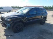 ✅ 2018 Jeep Grand Cherokee Altitude • VIN: 1C4RJEAG4JC408000 • Lot: 43007681. Wystawiony na IAAI z przebiegiem 73 437 mil. Bezpłatny archiwum sprzedaży aukcyjnych z USA i szczegółowy raport historii pojazdu na DreamBid. Zdjęcie 2.