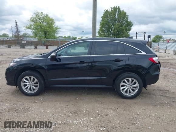 ✅ 2017 Acura RDX • VIN: 5J8TB4H33HL039318 • Lot: 42327698. Wystawiony na IAAI z przebiegiem 117 549 mil. Bezpłatny archiwum sprzedaży aukcyjnych z USA i szczegółowy raport historii pojazdu na DreamBid. Zdjęcie 14.