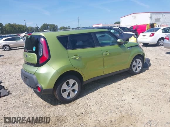 ✅ 2015 Kia Soul • VIN: KNDJN2A21F7809721 • Lot: 43171745. Wystawiony na IAAI z przebiegiem 117 289 mil. Bezpłatny archiwum sprzedaży aukcyjnych z USA i szczegółowy raport historii pojazdu na DreamBid. Zdjęcie 4.