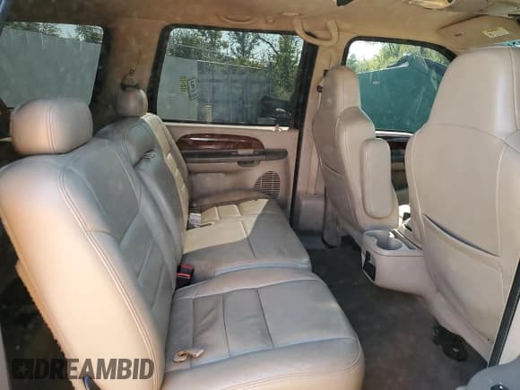 ✅ 2002 Ford Excursion Limited • VIN: 1FMNU42S72EA14236 • Lot: 82146235. Listed on Copart with 93,219 mi. Free auction sales archive from the USA and detailed vehicle history report at DreamBid. Image 11.