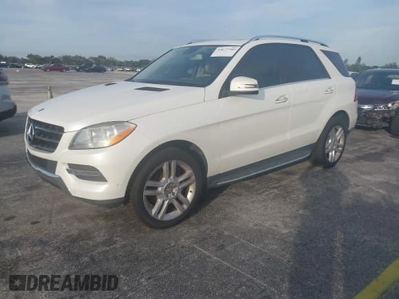 ✅ 2015 Mercedes-Benz M 350 • VIN: 4JGDA5JB9FA580438 • Лот: 43677309. Опубликован ранее на IAAI с пробегом 178 704 миль. Бесплатный доступ к архиву аукционных продаж из США и подробный отчёт об истории автомобиля на DreamBid. Изображение 2.