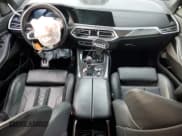 ✅ 2021 BMW X5 M • VIN: 5YMJU0C04M9F64315 • Лот: 82029464. Опубликован ранее на Copart с пробегом Не указан. Бесплатный доступ к архиву аукционных продаж из США и подробный отчёт об истории автомобиля на DreamBid. Изображение 8.