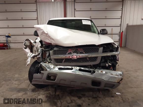 ✅ 2004 Chevrolet Silverado 2500HD LS • VIN: 1GCHK29U94E314964 • Лот: 42734747. Опубликован ранее на IAAI с пробегом Не указан. Бесплатный доступ к архиву аукционных продаж из США и подробный отчёт об истории автомобиля на DreamBid. Изображение 13.