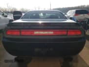 ✅ 2011 Dodge Challenger • VIN: 2B3CJ4DG7BH603715 • Lot: 86809424. Wystawiony na Copart z przebiegiem 140 455 mil. Bezpłatny archiwum sprzedaży aukcyjnych z USA i szczegółowy raport historii pojazdu na DreamBid. Zdjęcie 6.