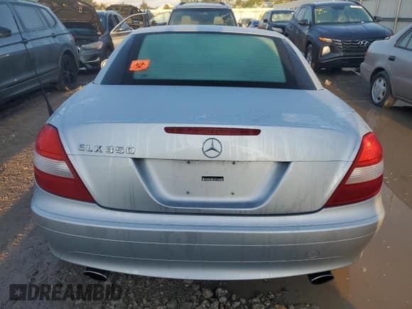 ✅ 2005 Mercedes-Benz SLK 230/320 • VIN: WDBWK56FX5F060562 • Лот: 73662754. Опубликован ранее на Copart с пробегом Не указан. Бесплатный доступ к архиву аукционных продаж из США и подробный отчёт об истории автомобиля на DreamBid. Изображение 6.