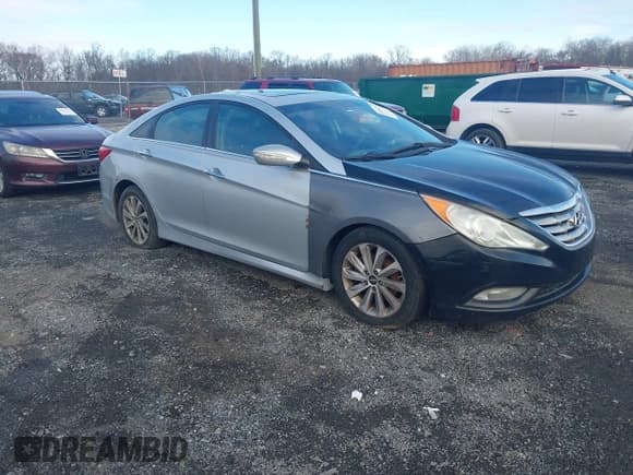 ✅ 2014 Hyundai Sonata SE • VIN: 5NPEC4AC8EH896619 • Лот: 43884254. Опубликован ранее на IAAI с пробегом 215 780 миль. Бесплатный доступ к архиву аукционных продаж из США и подробный отчёт об истории автомобиля на DreamBid. Изображение 1.