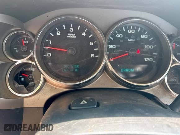 2011 Chevrolet Silverado 3500HD Work Truck с VIN 1GB3CZCG4BF211904, выставлен на аукционе Copart как лот 66187465 с пробегом 160 946 миль миль и Чистый • Clean title. История ставок и продаж доступна на DreamBid. Изображение 8.