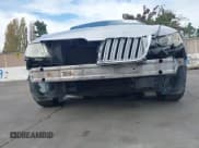 ✅ 2010 Lincoln MKS • VIN: 1LNHL9DR1AG608380 • Лот: 43684607. Опубликован ранее на IAAI с пробегом 188 852 миль. Бесплатный доступ к архиву аукционных продаж из США и подробный отчёт об истории автомобиля на DreamBid. Изображение 14.