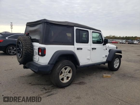 ✅ 2022 Jeep Wrangler Unlimited Willys Sport • VIN: 1C4HJXDM7NW272815 • Лот: 91435065. Опубликован ранее на Copart с пробегом 12 409 миль. Бесплатный доступ к архиву аукционных продаж из США и подробный отчёт об истории автомобиля на DreamBid. Изображение 3.