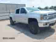 2015 Chevrolet Silverado 1500 LT z VIN 1GCUKREC7FF202620, wystawiony jako IAAI lot #43074699 z przebiegiem Nie podano mil oraz . Historia ofert i sprzedaży dostępna na DreamBid. Obrazek 1.