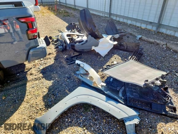 ✅ 2024 Nissan Frontier Pro-X • VIN: 1N6ED1EJ0RN674759 • Lot: 90909865. Listed on Copart with 5,392 mi. Free auction sales archive from the USA and detailed vehicle history report at DreamBid. Image 12.