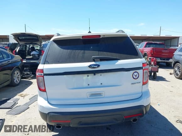 ✅ 2015 Ford Explorer • VIN: 1FM5K7B81FGA03013 • Лот: 41817980. Опубликован ранее на IAAI с пробегом 138 070 миль. Бесплатный доступ к архиву аукционных продаж из США и подробный отчёт об истории автомобиля на DreamBid. Изображение 16.