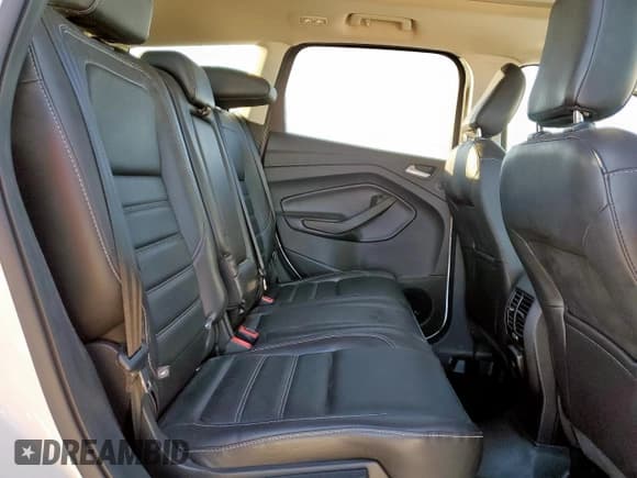 ✅ 2019 Ford Escape Titanium • VIN: 1FMCU0J99KUC03250 • Лот: 90355615. Опубликован ранее на Copart с пробегом 65 105 миль. Бесплатный доступ к архиву аукционных продаж из США и подробный отчёт об истории автомобиля на DreamBid. Изображение 10.