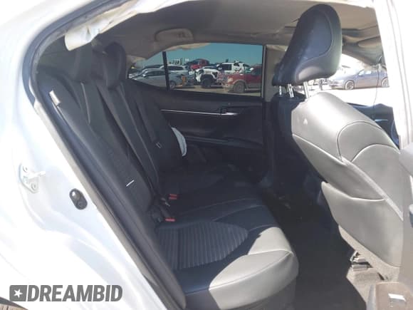 ✅ 2022 Toyota Camry Hybrid SE • VIN: 4T1S31AKXNU585302 • Lot: 43654902. Listed on IAAI with 59,101 mi. Free auction sales archive from the USA and detailed vehicle history report at DreamBid. Image 8.