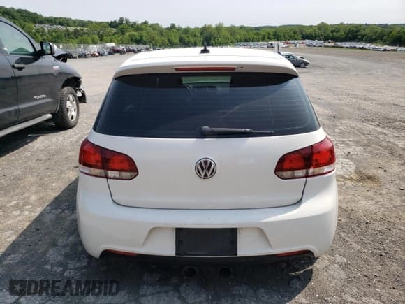 ✅ 2012 Volkswagen Golf R • VIN: WVWPF7AJ9CW214533 • Лот: 58706945. Опубликован ранее на Copart с пробегом 191 058 миль. Бесплатный доступ к архиву аукционных продаж из США и подробный отчёт об истории автомобиля на DreamBid. Изображение 6.