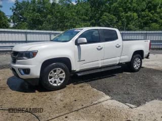 ✅ 2020 Chevrolet Colorado 4WD LT • VIN: 1GCGTCEN6L1220723 • Лот: 63471385. Опубликован ранее на Copart с пробегом 121 634 миль. Бесплатный доступ к архиву аукционных продаж из США и подробный отчёт об истории автомобиля на DreamBid. Изображение 1.