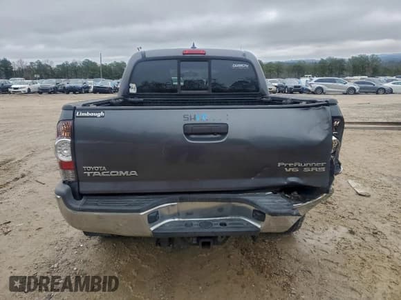 ✅ 2014 Toyota Tacoma PreRunner • VIN: 5TFJU4GN4EX051372 • Lot: 95081615. Listed on Copart with 177,431 mi. Free auction sales archive from the USA and detailed vehicle history report at DreamBid. Image 6.