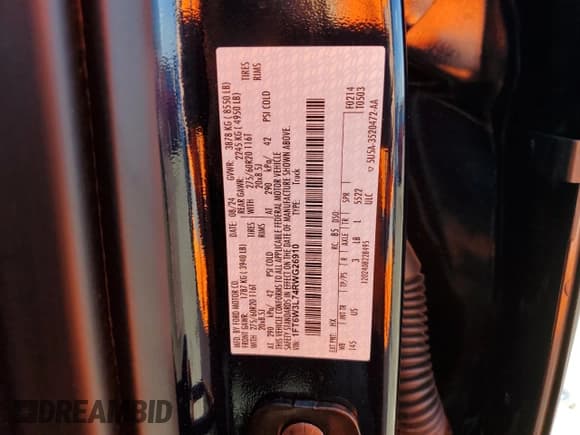 ✅ 2024 Ford F-150 Lightning Flash • VIN: 1FT6W3L74RWG26910 • Лот: 91195445. Опубликован ранее на Copart с пробегом 10 158 миль. Бесплатный доступ к архиву аукционных продаж из США и подробный отчёт об истории автомобиля на DreamBid. Изображение 12.