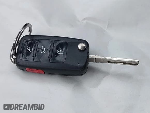 ✅ 2013 Volkswagen Jetta SE • VIN: 3VWDX7AJ3DM397748 • Lot: 42283421. Listed on IAAI with 195,928 mi. Free auction sales archive from the USA and detailed vehicle history report at DreamBid. Image 11.