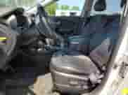 2013 Hyundai Tucson Limited z VIN KM8JUCAC9DU557664, wystawiony jako Copart lot #53707934 z przebiegiem 148 967 mil mil oraz Szkoda całkowita • Salvage title. Historia ofert i sprzedaży dostępna na DreamBid. Obrazek 7.