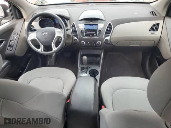 2011 Hyundai Tucson GL z VIN KM8JT3AB1BU214094, wystawiony jako Copart lot #72502474 z przebiegiem 52 768 mil mil oraz Szkoda całkowita • Salvage title. Historia ofert i sprzedaży dostępna na DreamBid. Obrazek 8.