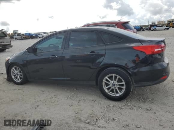 ✅ 2015 Ford Focus SE • VIN: 1FADP3F29FL330191 • Lot: 58309895. Wystawiony na Copart z przebiegiem 179 043 mil. Bezpłatny archiwum sprzedaży aukcyjnych z USA i szczegółowy raport historii pojazdu na DreamBid. Zdjęcie 2.