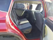 ✅ 2015 Toyota RAV4 LE • VIN: JTMZFREV4FD061576 • Lot: 42958797. Wystawiony na IAAI z przebiegiem 275 584 mil. Bezpłatny archiwum sprzedaży aukcyjnych z USA i szczegółowy raport historii pojazdu na DreamBid. Zdjęcie 8.