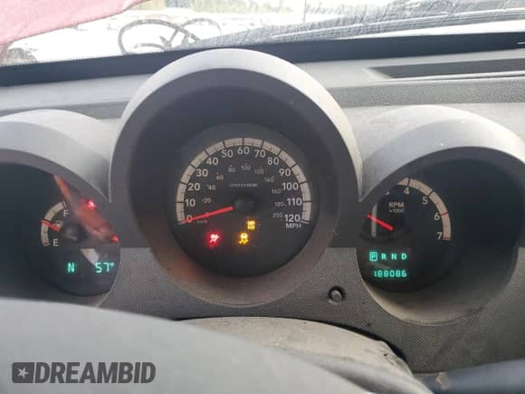 2008 Dodge Nitro SXT с VIN 1D8GT28K78W126261, выставлен на аукционе Copart как лот 71723484 с пробегом 188 086 миль миль и Чистый • Clean title. История ставок и продаж доступна на DreamBid. Изображение 9.