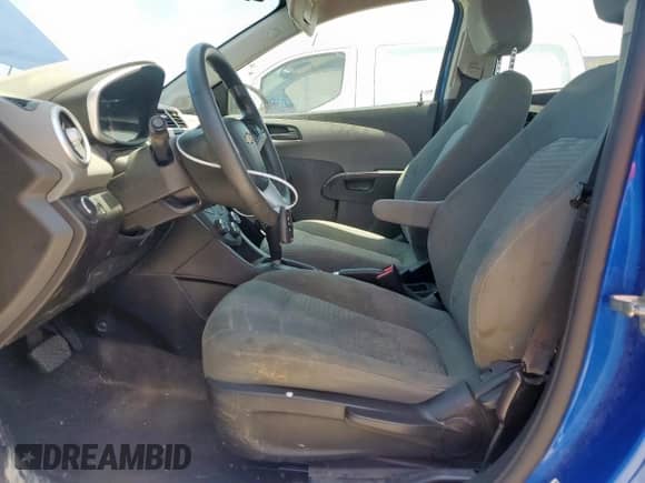 2020 Chevrolet Sonic LS с VIN 1G1JB5SB0L4140050, выставлен на аукционе Copart как лот 65714355 с пробегом 81 599 миль миль и Списание • Salvage title. История ставок и продаж доступна на DreamBid. Изображение 7.