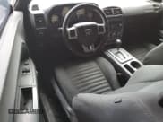 ✅ 2012 Dodge Challenger SXT • VIN: 2C3CDYAG6CH186899 • Lot: 74016534. Wystawiony na Copart z przebiegiem 241 873 mil. Bezpłatny archiwum sprzedaży aukcyjnych z USA i szczegółowy raport historii pojazdu na DreamBid. Zdjęcie 8.