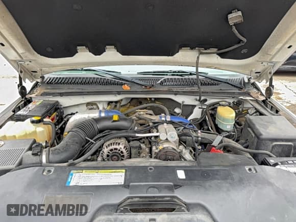 ✅ 2001 Chevrolet Silverado 2500HD LT • VIN: 1GCHC23171F166265 • Лот: 94521765. Опубликован ранее на Copart с пробегом 120 733 миль. Бесплатный доступ к архиву аукционных продаж из США и подробный отчёт об истории автомобиля на DreamBid. Изображение 7.