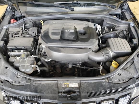 ✅ 2019 Jeep Grand Cherokee Altitude • VIN: 1C4RJFAG9KC589005 • Lot: 90015035. Wystawiony na Copart z przebiegiem 88 846 mil. Bezpłatny archiwum sprzedaży aukcyjnych z USA i szczegółowy raport historii pojazdu na DreamBid. Zdjęcie 12.