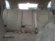 ✅ 2007 Chevrolet Equinox LT • VIN: 2CNDL63F576228682 • Лот: 54772815. Опубликован ранее на Copart с пробегом 177 276 миль. Бесплатный доступ к архиву аукционных продаж из США и подробный отчёт об истории автомобиля на DreamBid. Изображение 10.