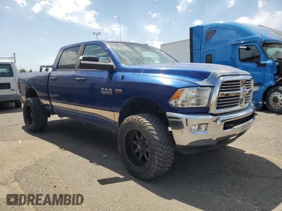 ✅ 2015 Ram 2500 Big Horn • VIN: 3C6UR5DJ5FG505809 • Lot: 59985635. Listed on Copart with 218,065 mi. Free auction sales archive from the USA and detailed vehicle history report at DreamBid. Image 4.