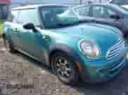 2012 MINI Hardtop with VIN WMWSU3C58CT185467, listed as a IAAI auction lot 42400558 with 303,230 mi miles and . Bid and sale history available at DreamBid. Image 1.