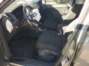 ✅ 2014 Volkswagen Tiguan S • VIN: WVGBV3AX9EW603391 • Lot: 82344815. Wystawiony na Copart z przebiegiem 127 364 mil. Bezpłatny archiwum sprzedaży aukcyjnych z USA i szczegółowy raport historii pojazdu na DreamBid. Zdjęcie 7.