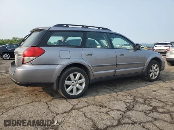 ✅ 2008 Subaru Outback Limited • VIN: 4S4BP62C987358288 • Lot: 60489815. Listed on Copart with 129,317 mi. Free auction sales archive from the USA and detailed vehicle history report at DreamBid. Image 3.