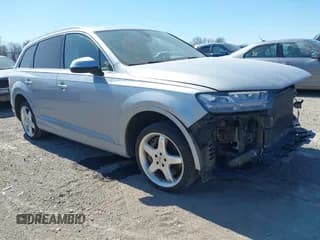 ✅ 2017 Audi Q7 • VIN: WA1LHBF78HD045613 • Lot: 41825935. Wystawiony na IAAI z przebiegiem 115 100 mil. Bezpłatny archiwum sprzedaży aukcyjnych z USA i szczegółowy raport historii pojazdu na DreamBid. Zdjęcie 1.
