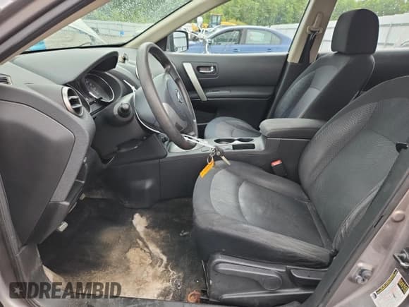 ✅ 2014 Nissan Rogue S • VIN: JN8AS5MV3EW714571 • Lot: 70443185. Listed on Copart with 123,581 mi. Free auction sales archive from the USA and detailed vehicle history report at DreamBid. Image 7.