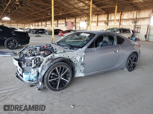 ✅ 2020 Toyota 86 GT • VIN: JF1ZNAE18L9753183 • Lot: 90549015. Listed on Copart with 74,446 mi. Free auction sales archive from the USA and detailed vehicle history report at DreamBid. Image 1.